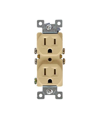TOMA CTE HEMBRA DOBLE POLARIZADO CON PLACA 270V-M/2132P-M